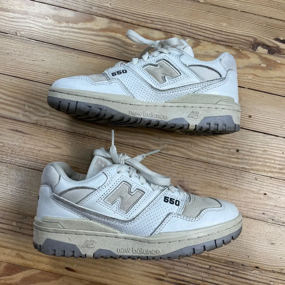 New Balance 550 Sea Salt Grey Women size 6 Retro Sneakers streetwear casual shoe